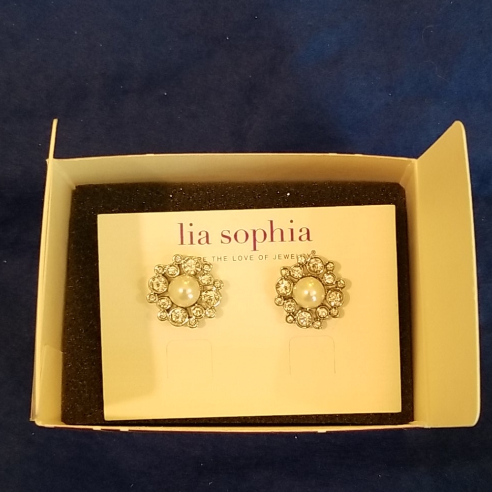 Lia Sophia Pearl Rhinestone Earrings new in box